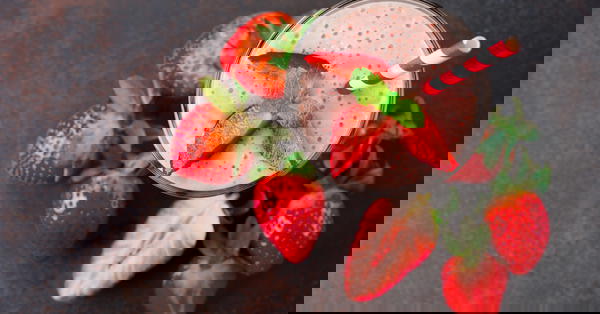 Strawberry juice mix pieces. عصير فراوله ميكس قطع Image 2 Preview