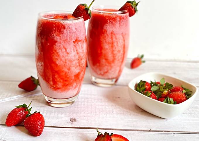 Strawberry juice mix pieces. عصير فراوله ميكس قطع Preview Image