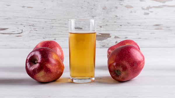 Apple juice.                 عصير تفاح Image 2 Preview