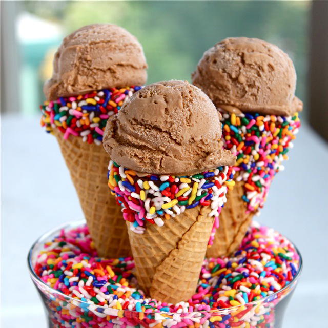  One bowl of chocolate, vanilla or raspberry yogurt  واحد بولة شيكولاته أو  فانيليا أو زبادى توت Preview Image