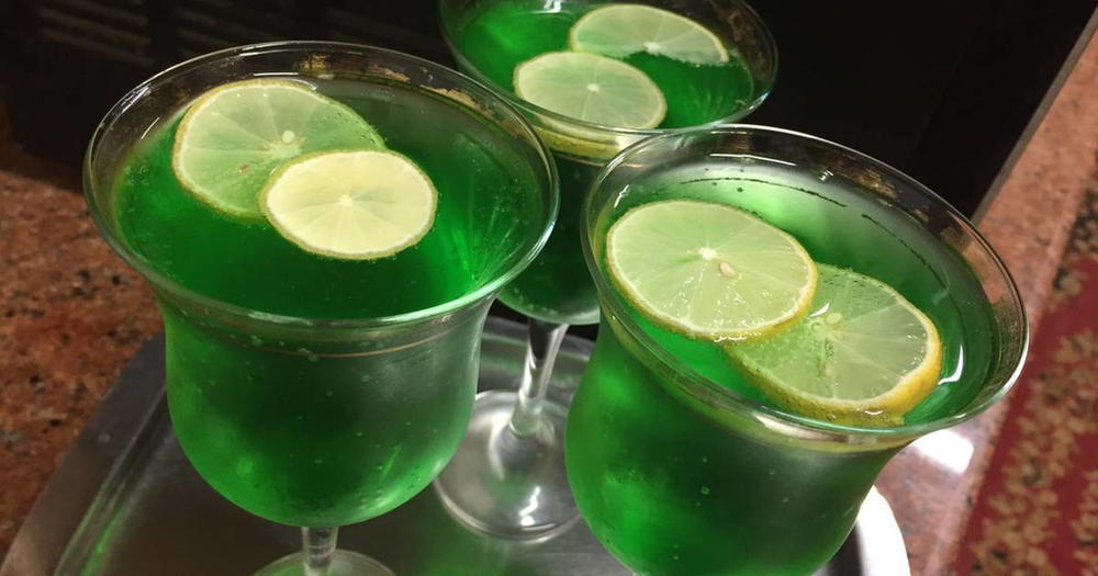Lemon mint soda mocktail. موكتيل صودا ليمون نعناع Preview Image