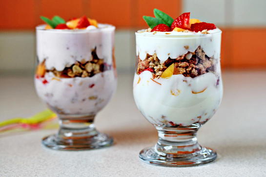 Blended yogurt with different fresh fruit pieces زبادى خلاط بقطع الفواكه الفريش المختلفه Preview Image