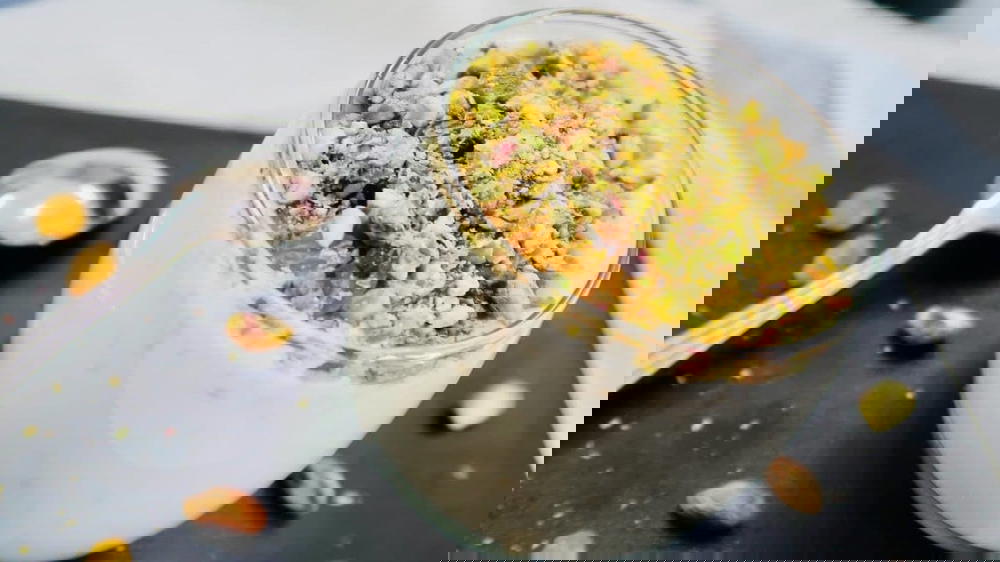 سحلب بالمكسرات  Preview Image