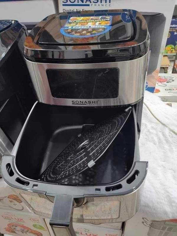 Friteuse à Air Numérique 9.2L 2000W Sonashi SAF920 Image 2 Preview