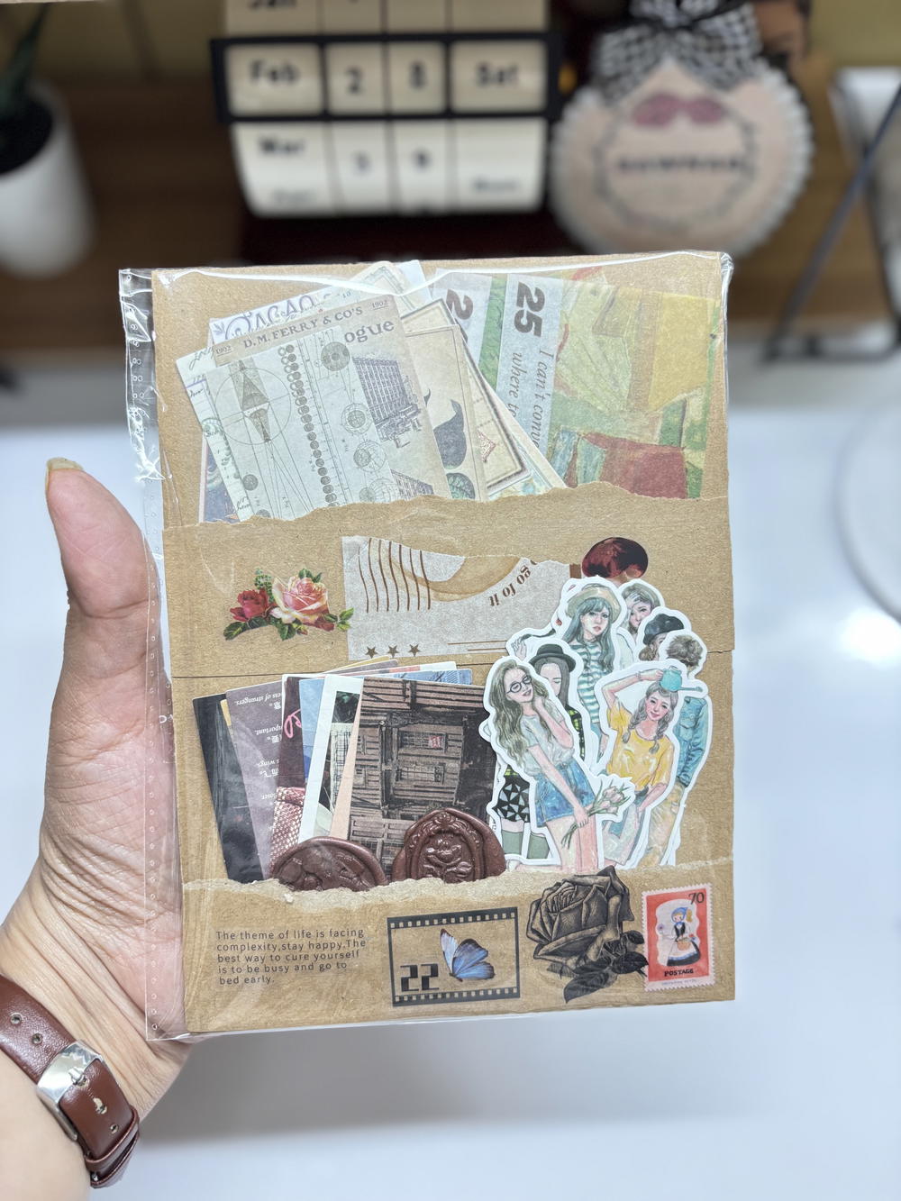 باكدج جورنال ١٠٠ قطعة  Preview Image