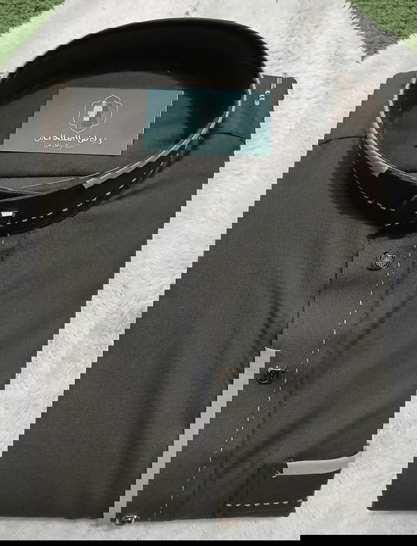 جلابية جولدن مطرزة بكباسين كبك Image 2 Preview