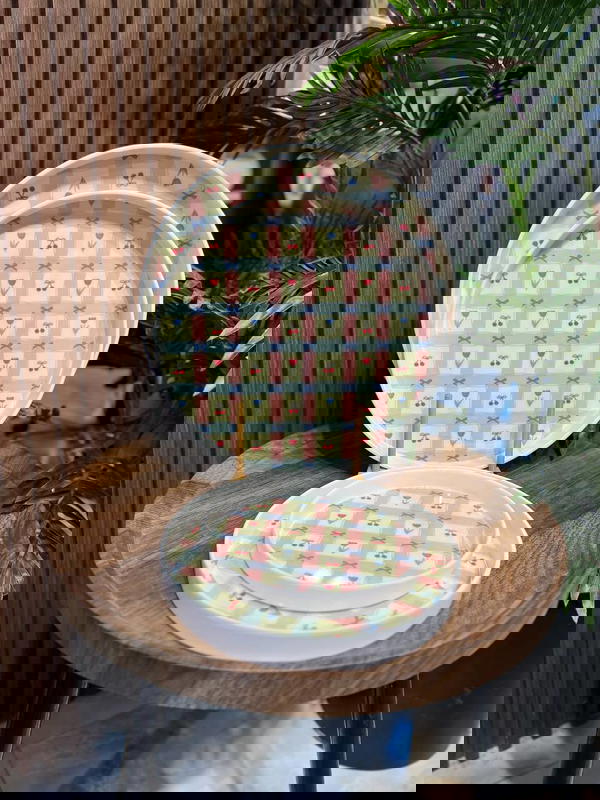 طقم صواني ميلامين مدور Image 4 Preview