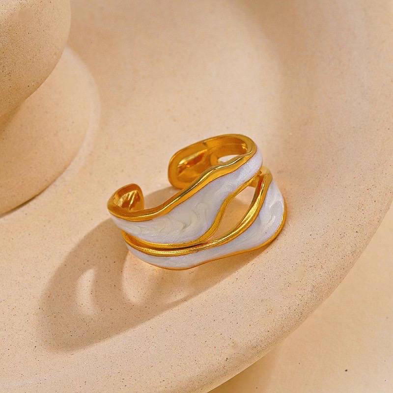 Resin Rings Stainless Steel Black🖤 & 🤍White Preview Image