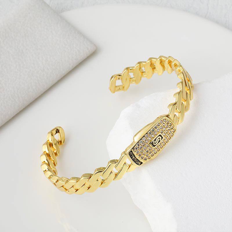 Van Cleef & Arpels gold plated bracelet with zircon stones 💎Typical gold exactly💎 Preview Image