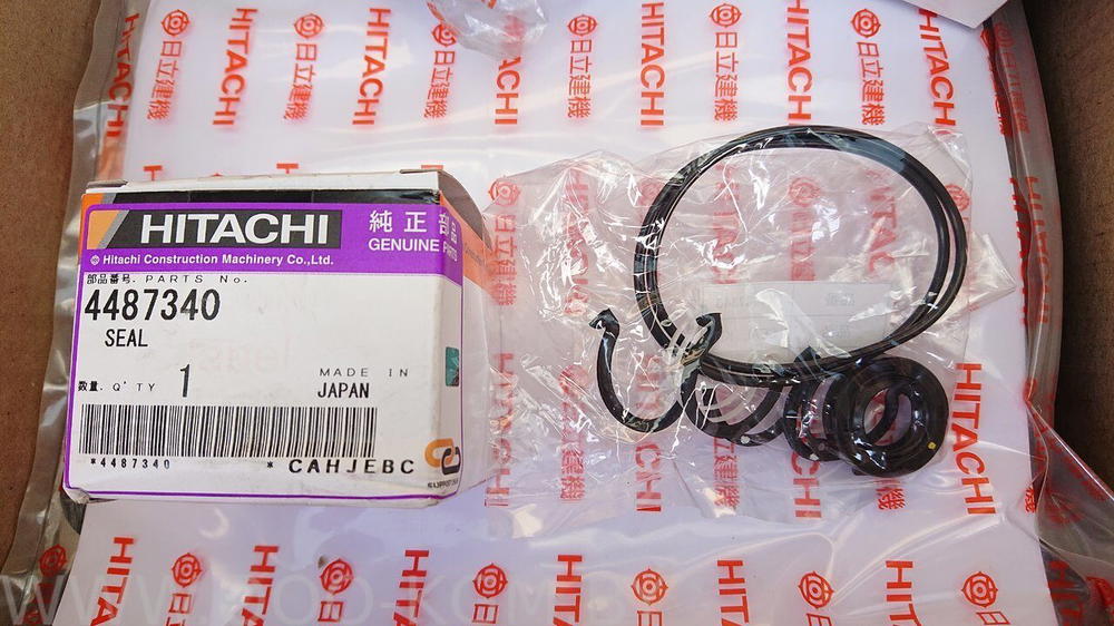 4487340-طقم سيل طرمبة البايلتZX200-G5-3G-3F Preview Image