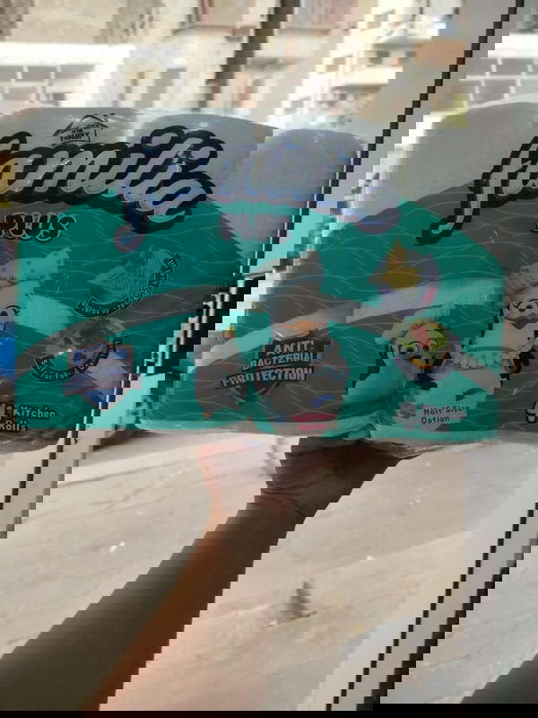 مناديل مطبخ فامليا 4 رول اخضر  Image 2 Preview