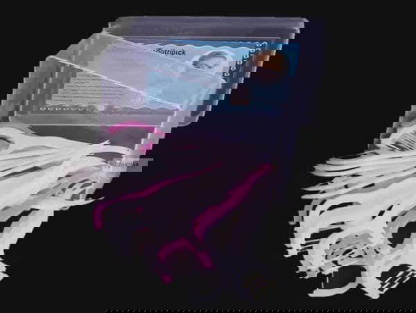 سلاكه أسنان بلاستيك  Image 1 Preview