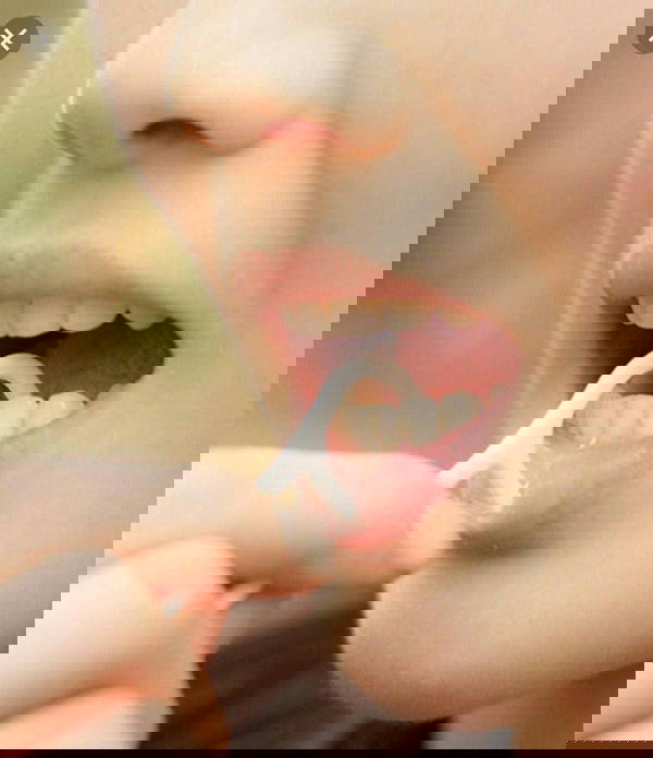 سلاكه أسنان بلاستيك  Image 2 Preview