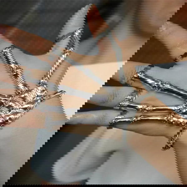 Gothic Skeleton Bracelet - أسورة يد جمجمة Image 1 Preview