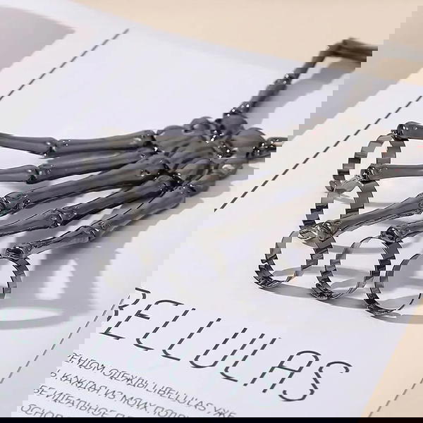 Gothic Skeleton Bracelet - أسورة يد جمجمة Image 3 Preview