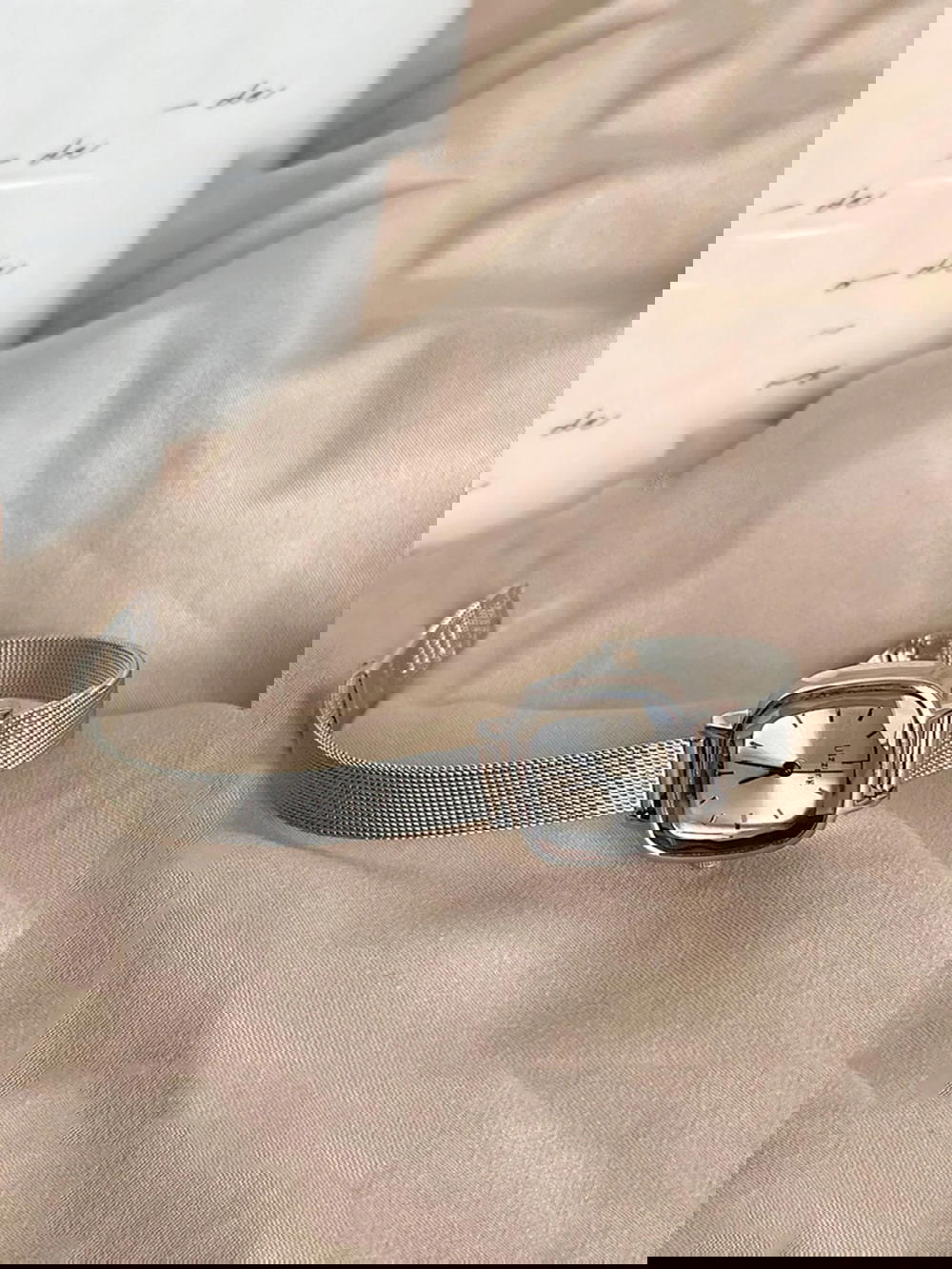 Quartz Silver Watch - ساعة كوارتز لون فضى Preview Image