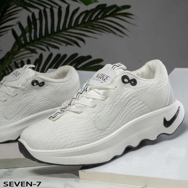SEVEN Image 3 Preview