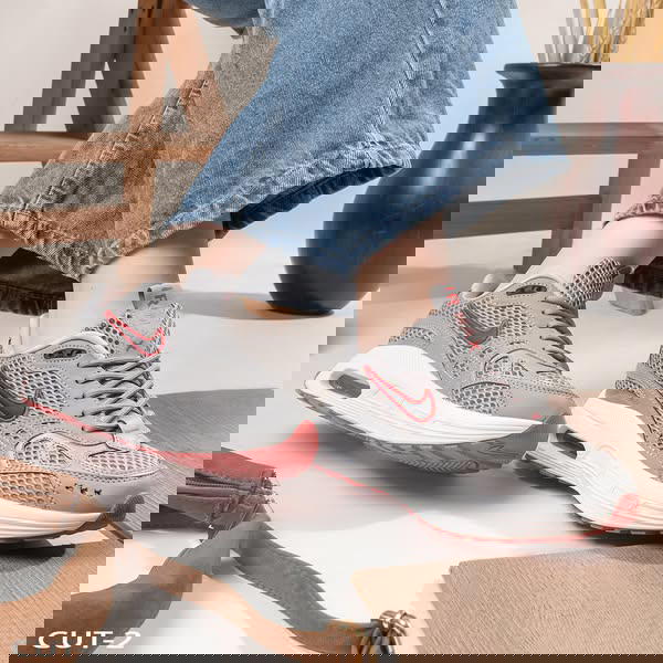 CUT Image 6 Preview