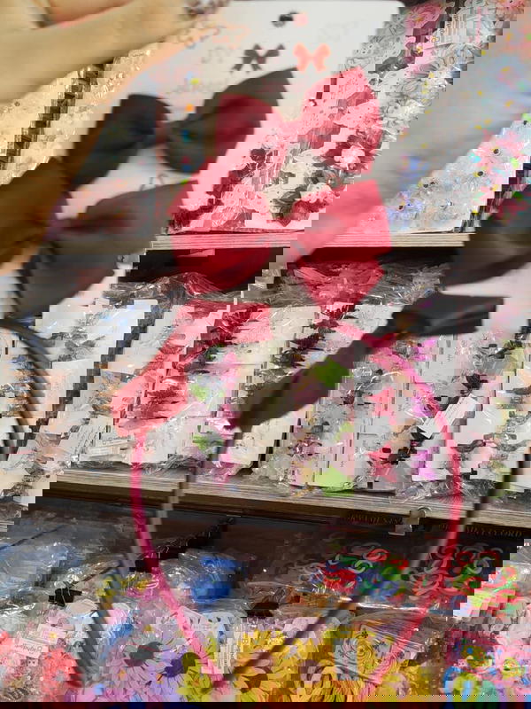 طقم فيونكات Image 2 Preview