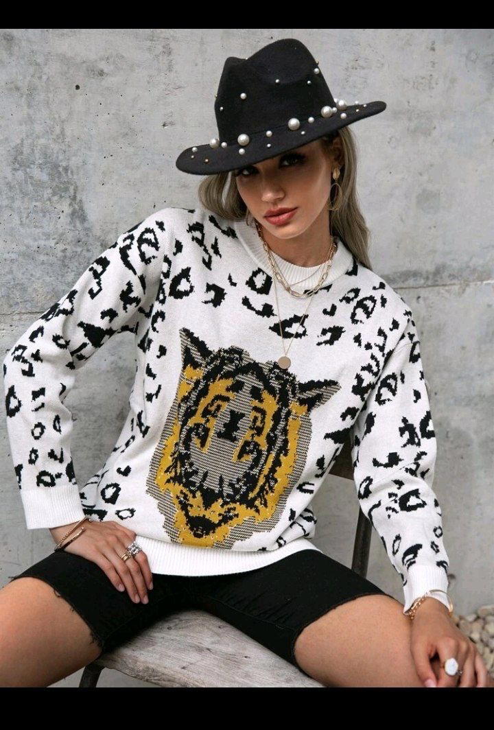 sweet shirt Preview Image