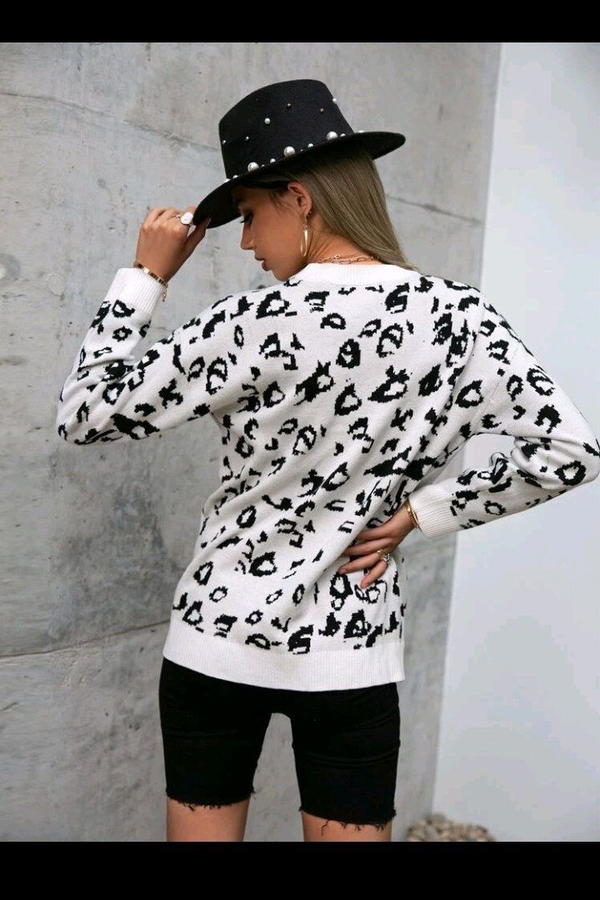 sweet shirt Image 3 Preview