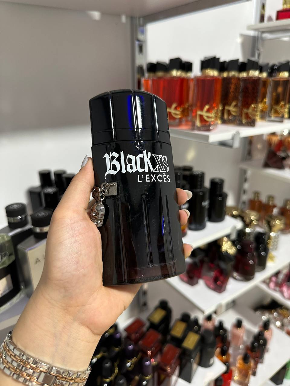 بلاك ليكزس  Preview Image