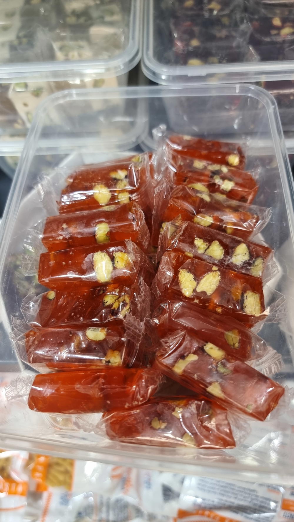 علبة حلقوم بالفستق Preview Image
