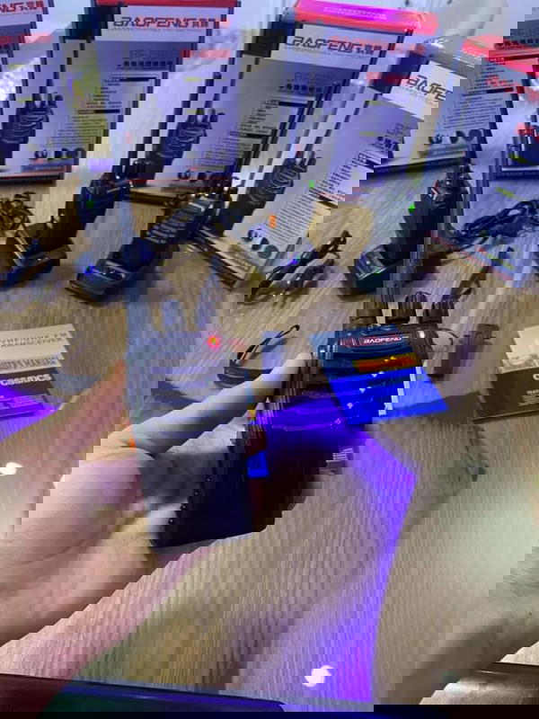 جهاز لاسلكي باوفينج لسهولة التواصل بين فريق العمل  Image 1 Preview