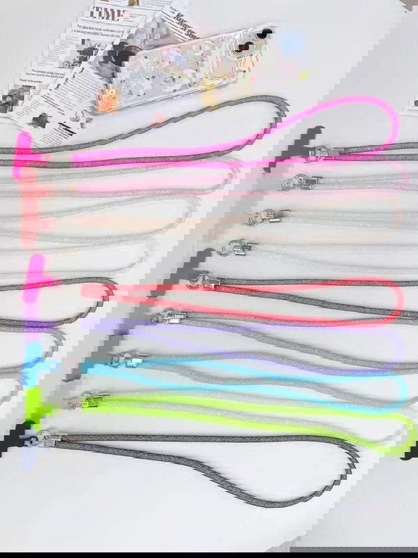 حمالات موبايل المستوردة بجودة عالية  Image 3 Preview