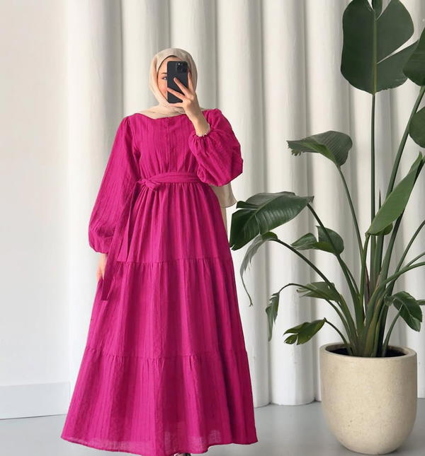 فستان كتان إسباني – أناقة عملية ولمسة راقية Image 2 Preview