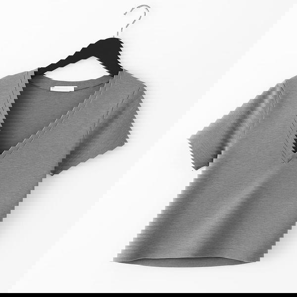 Zara Image 1 Preview