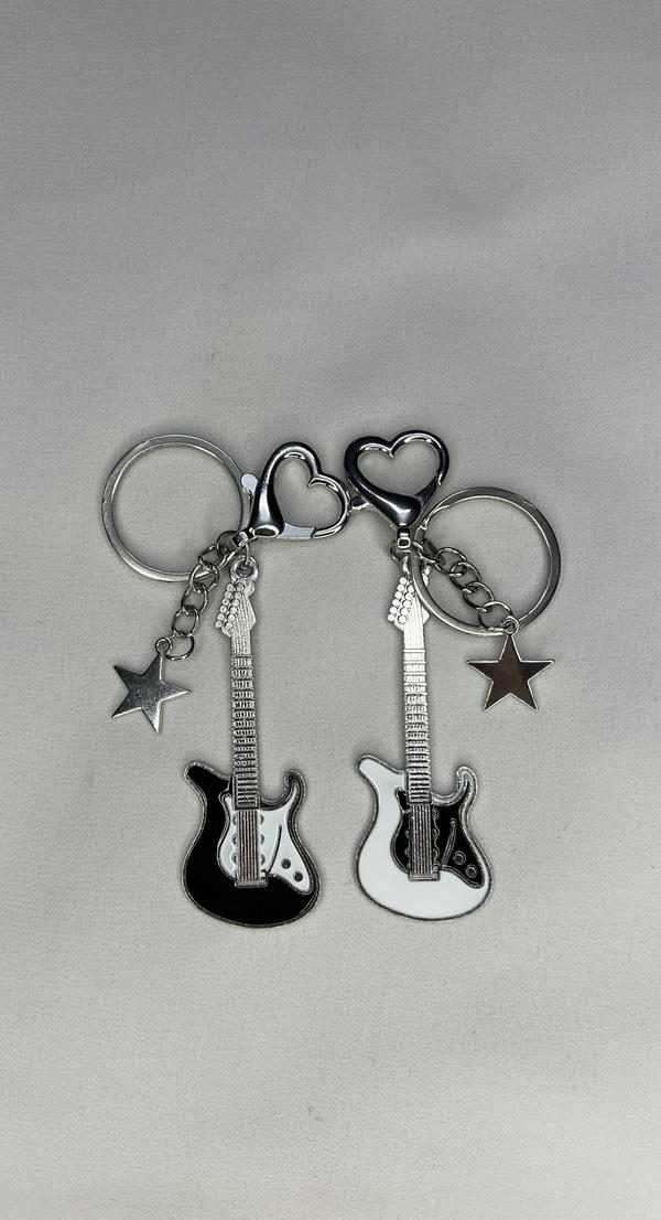 2pcs guitar keychains  Image 2 Preview