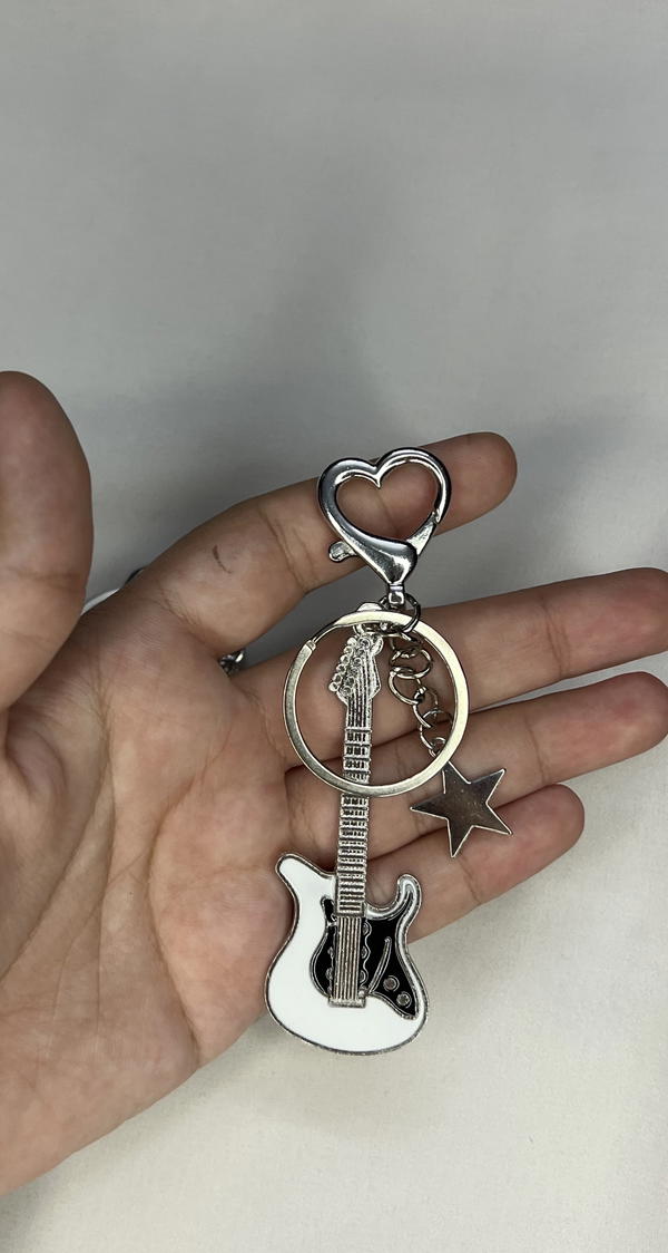 2pcs guitar keychains  Image 6 Preview