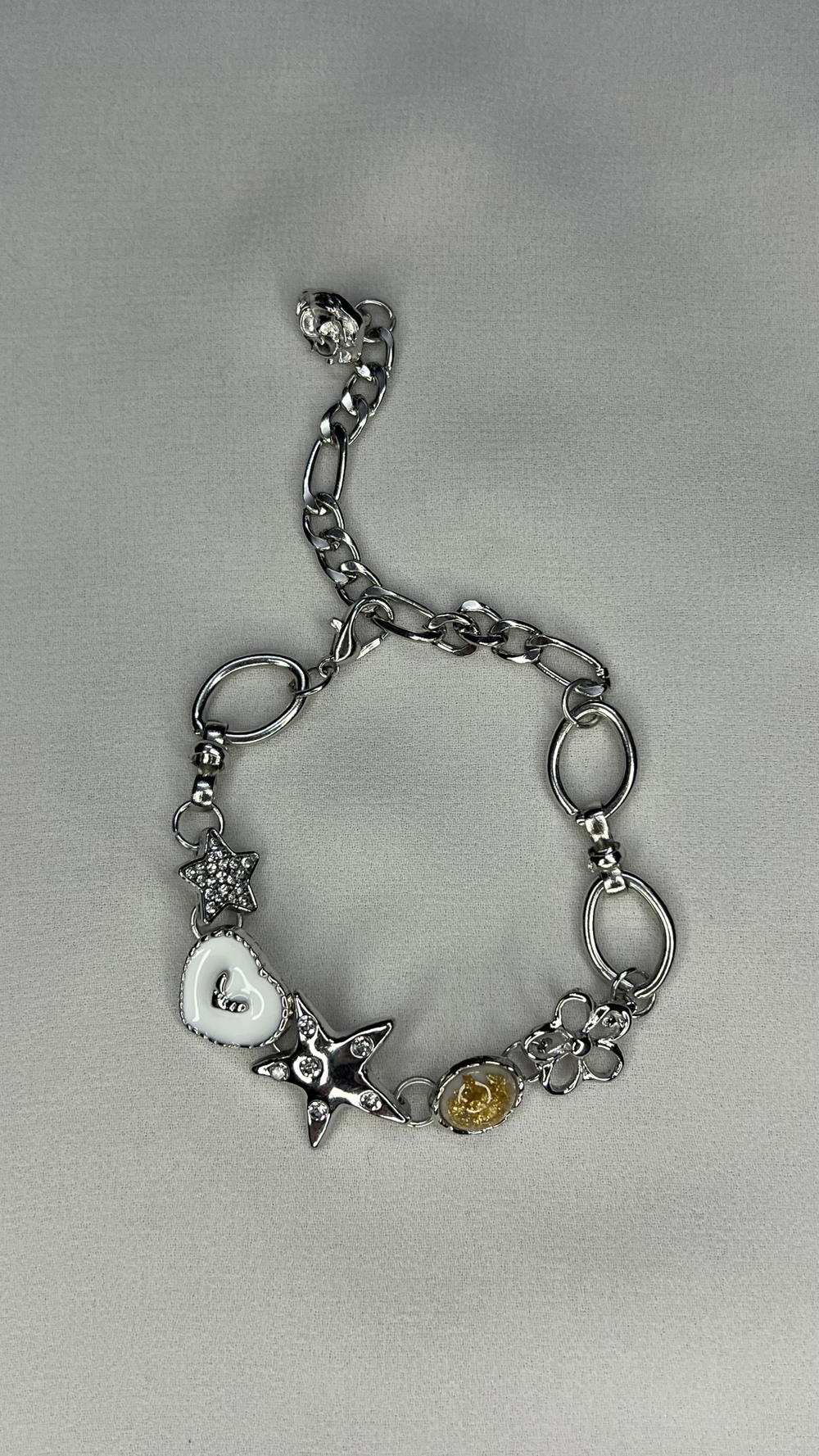 Y2K star heart bracelet  Preview Image