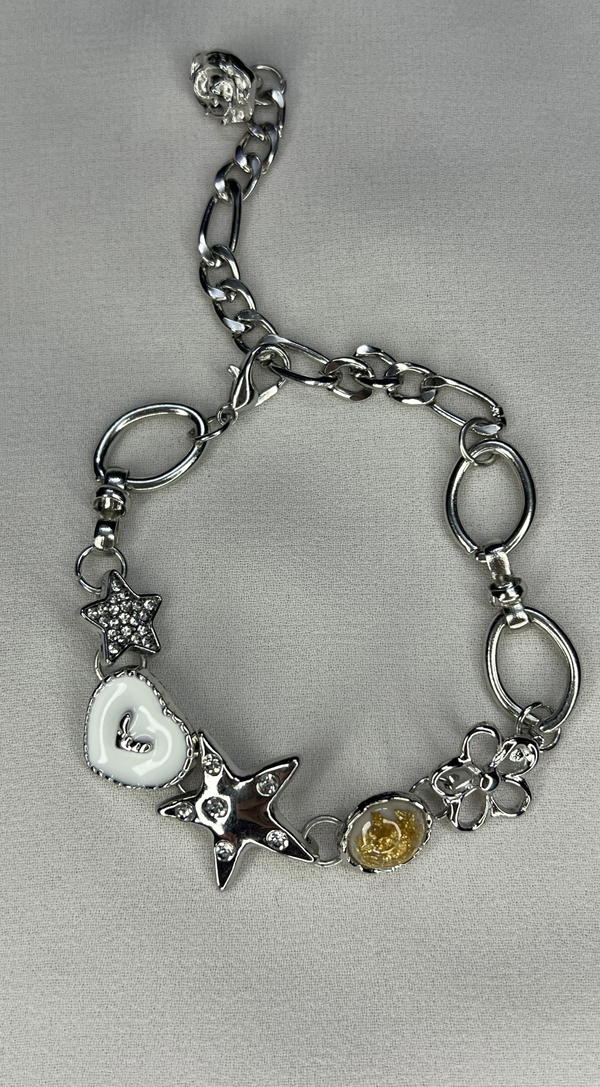 Y2K star heart bracelet  Image 2 Preview