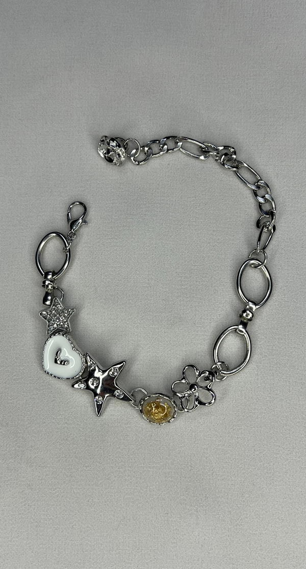 Y2K star heart bracelet  Image 4 Preview