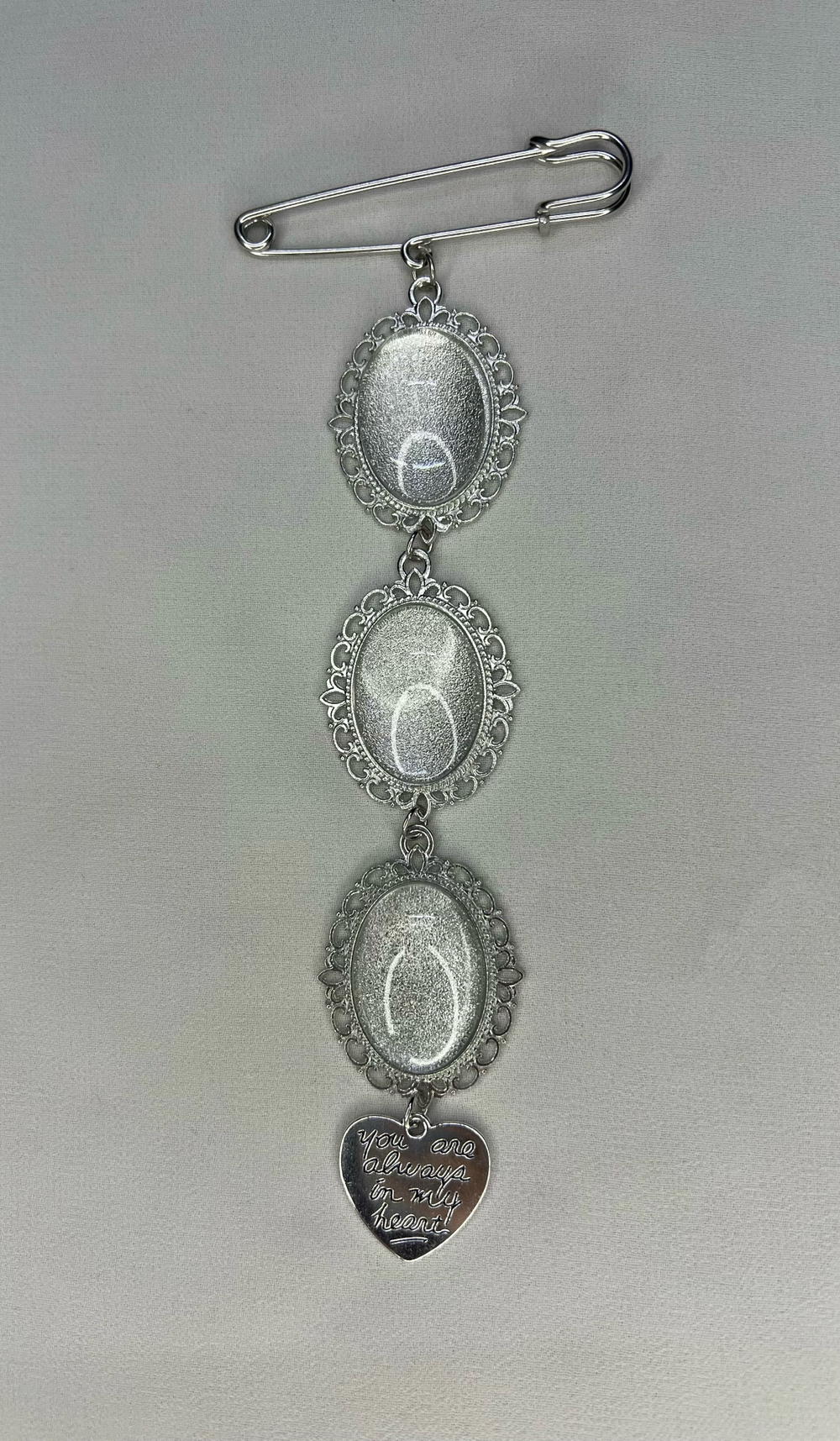 3 pcs brooch  Preview Image