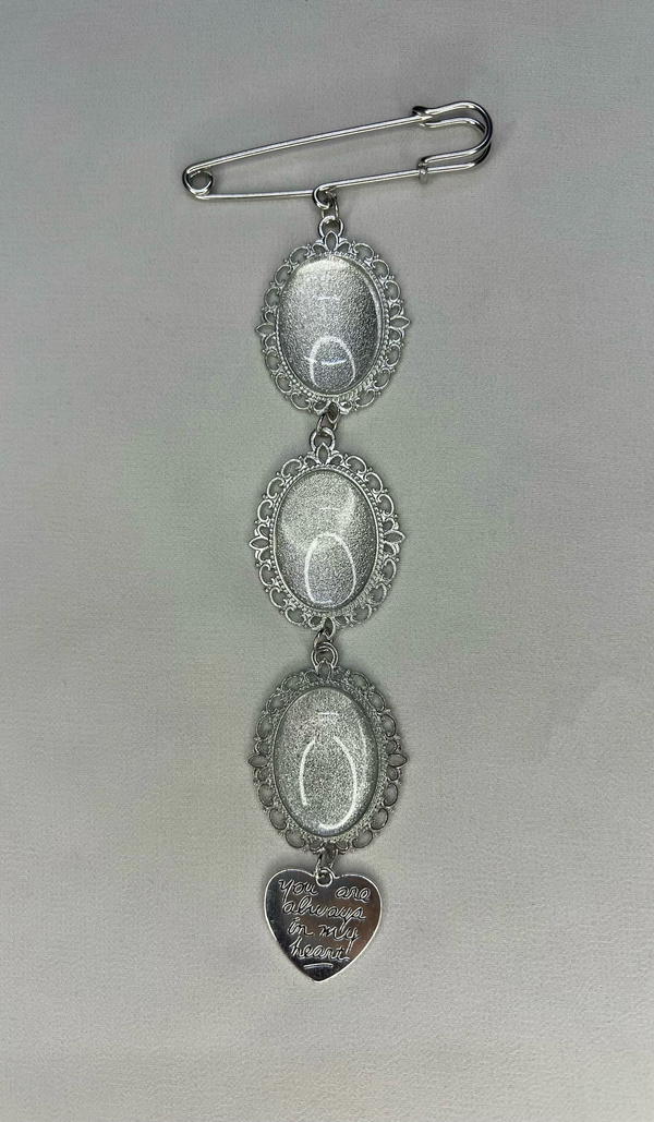 3 pcs brooch  Image 1 Preview