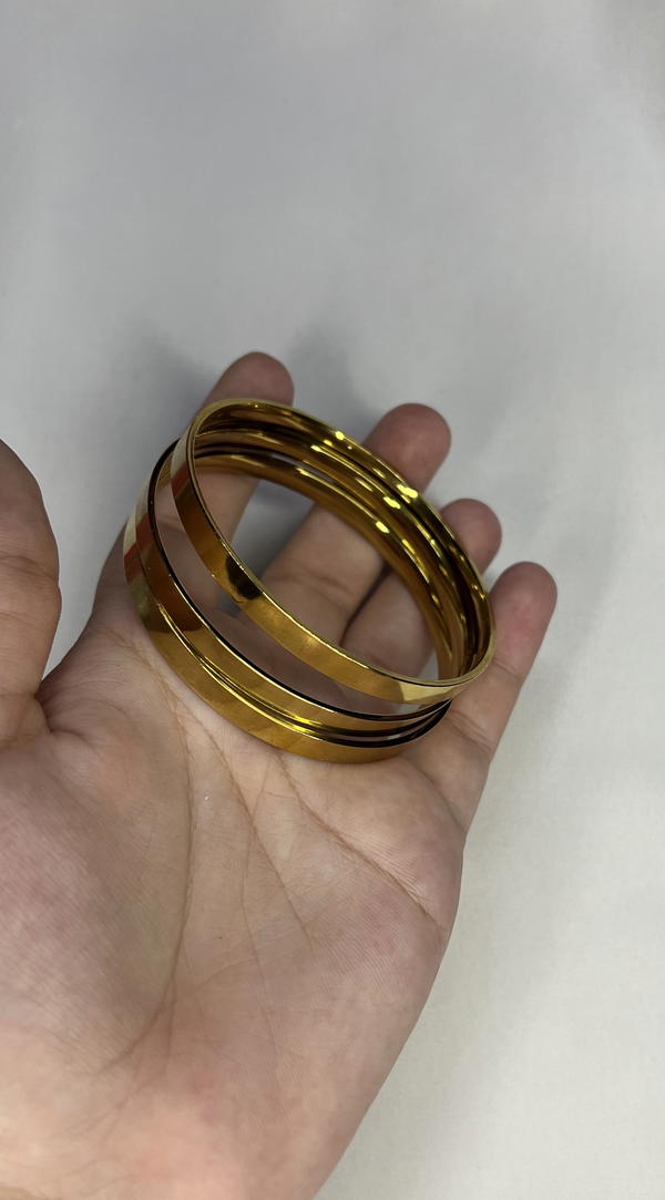 3 pcs stainless bangles Image 4 Preview