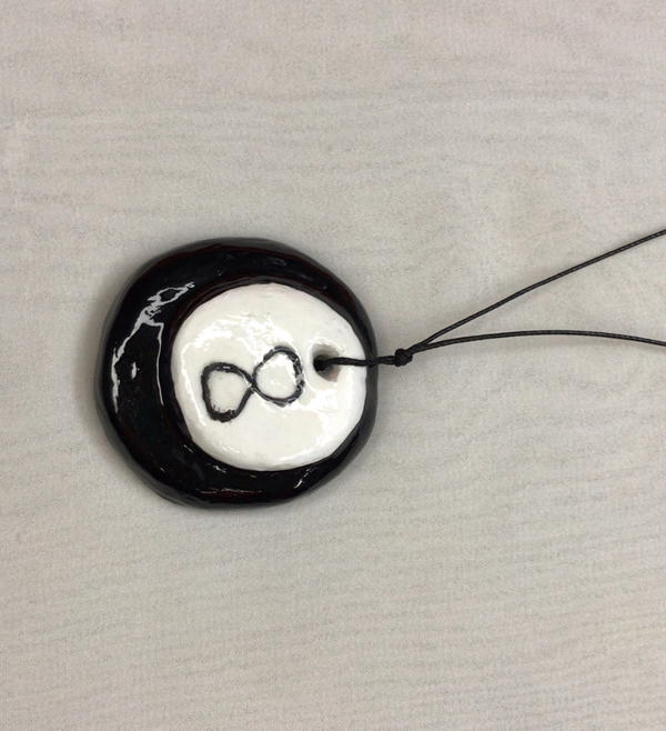 8ball necklace  Image 2 Preview