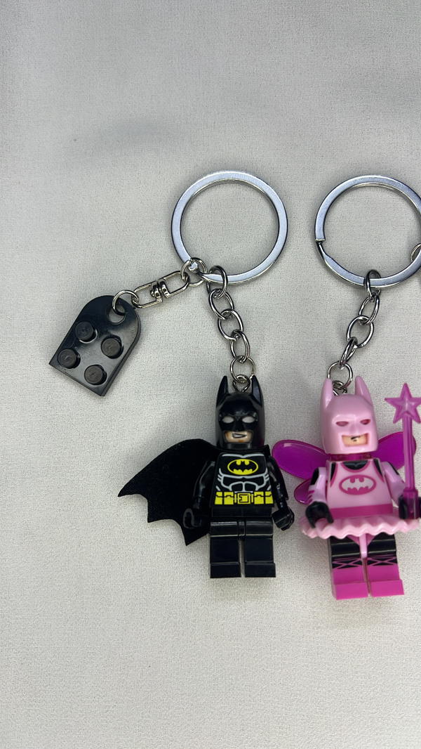Batman&woman keychains Image 3 Preview