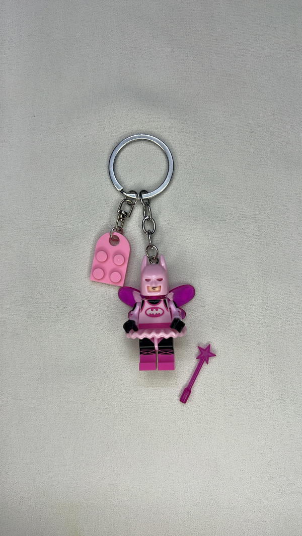 Batman&woman keychains Image 7 Preview
