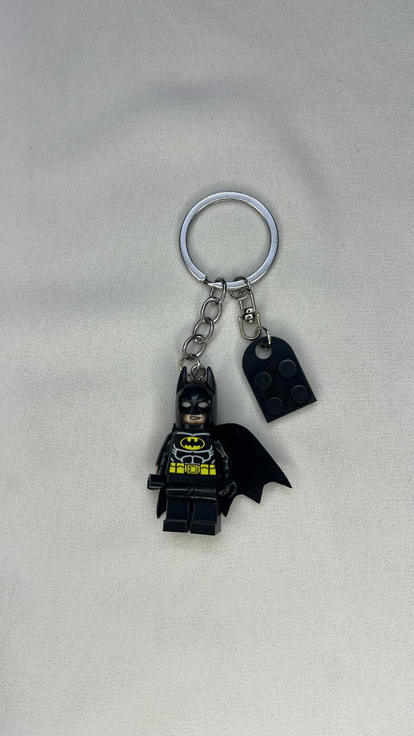 Batman&woman keychains Image 9 Preview