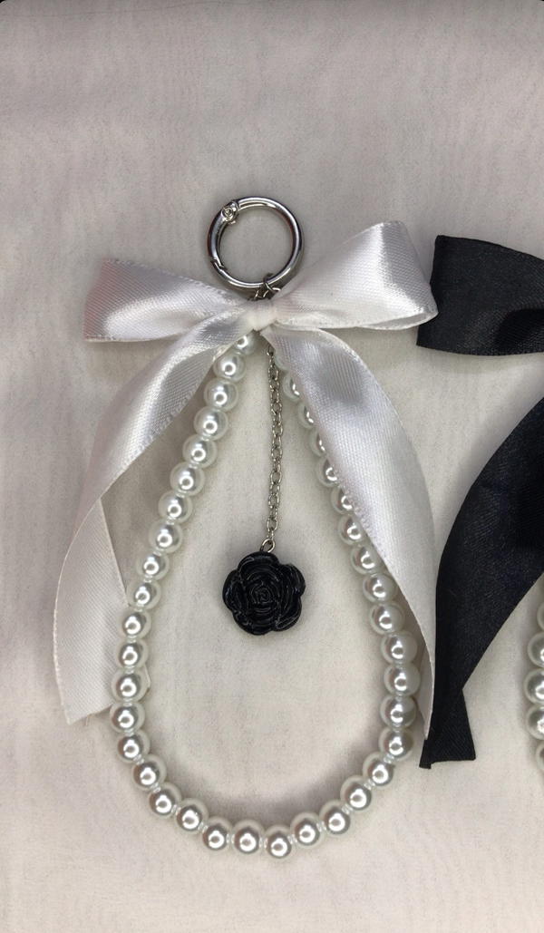 balck&white bag charm  Image 3 Preview