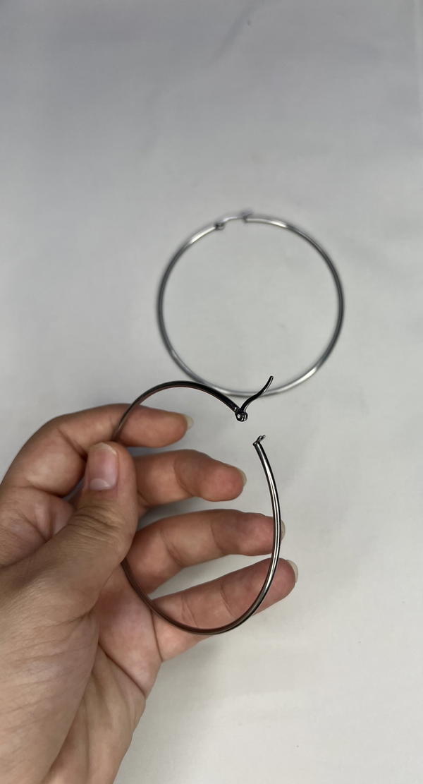 big silver hoops Image 6 Preview