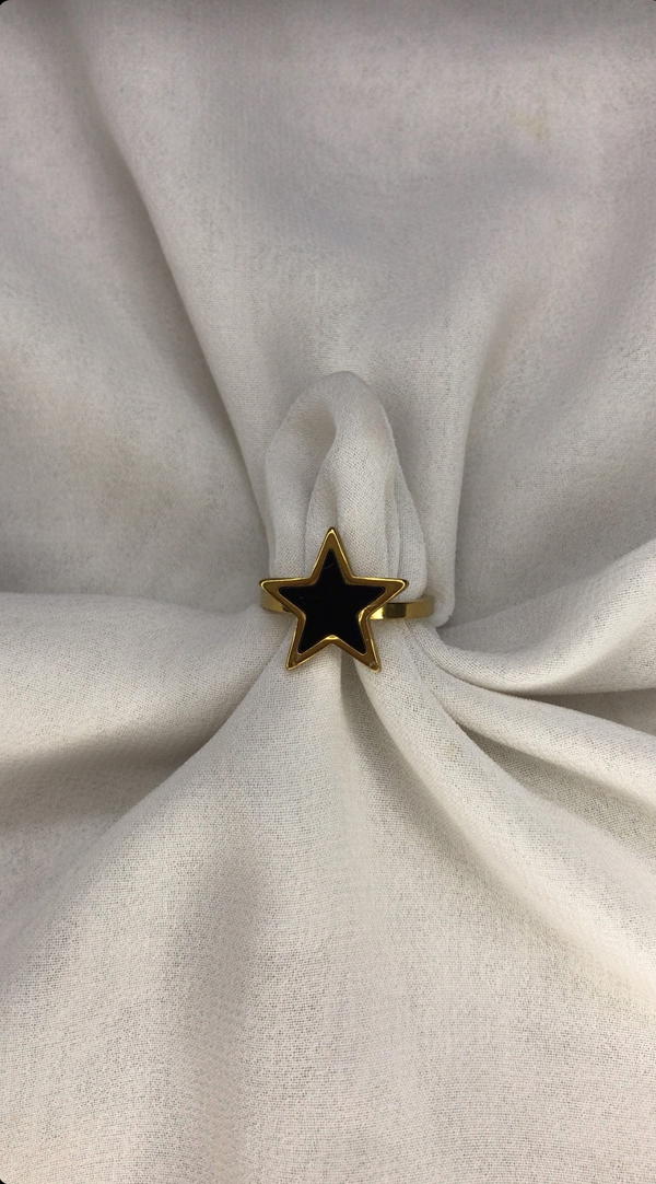 black star ring Image 2 Preview