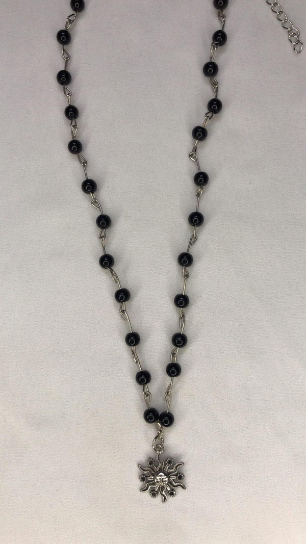 black beaded necklace  Image 3 Preview