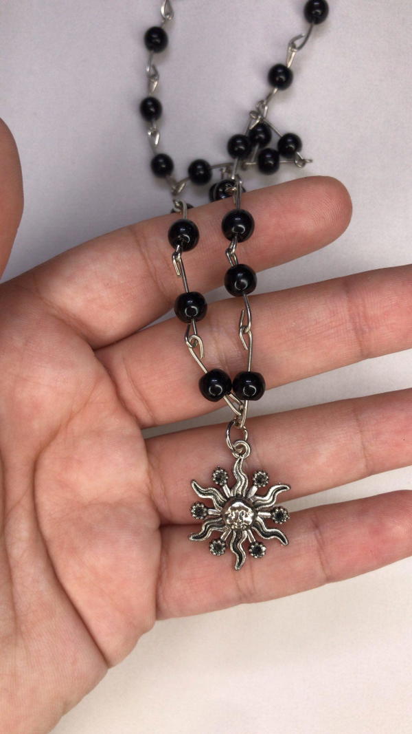 black beaded necklace  Image 5 Preview