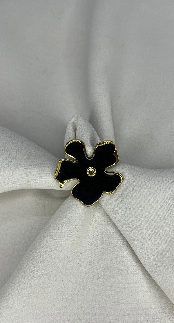 black flower ring  Image 2 Preview
