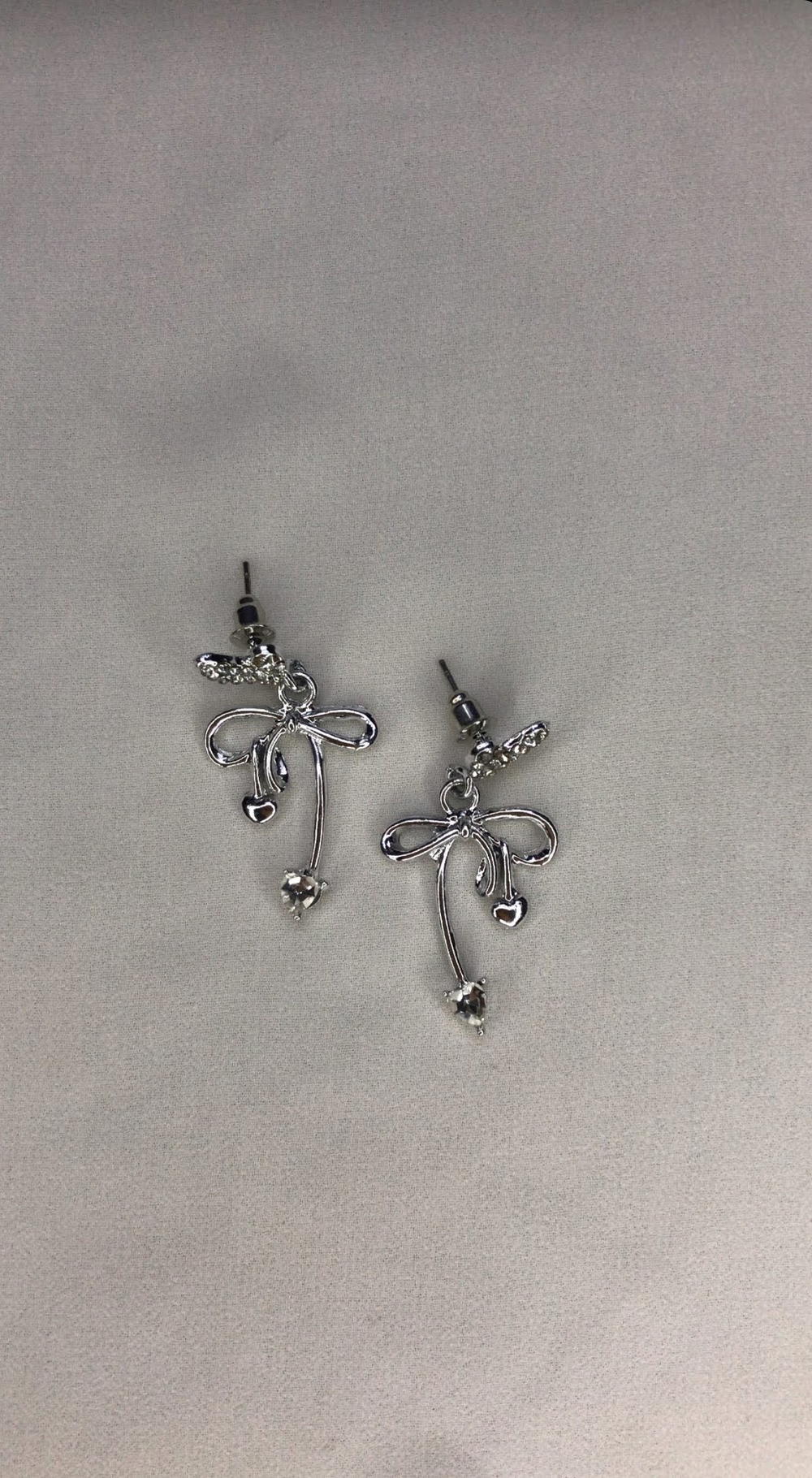 bow earrings  Preview Image